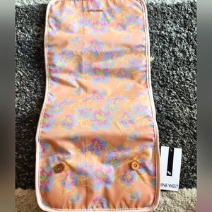 Nine West Travel Hanging Organizer